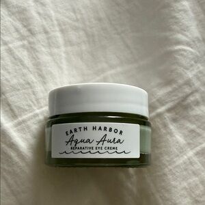Earth Harbor Aqua Aura Reparative Eye Creme — White & Sage